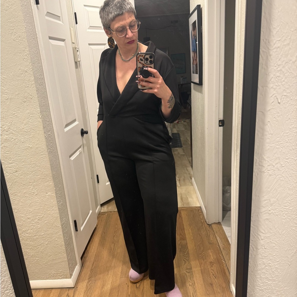 ByVinnik Black V-Neck Jumpsuit - Picture 5 of 7